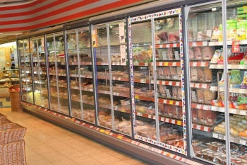 холодильний стелаж для молочних продуктів